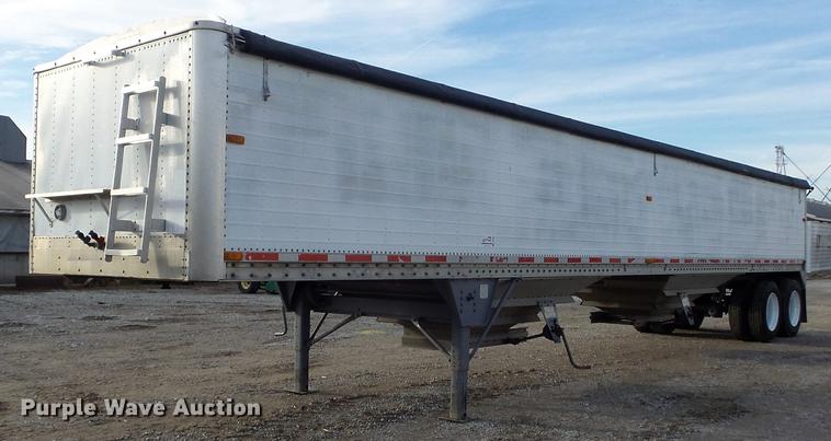 1991 Wilson DWH-200 double hopper grain trailer - DC7404