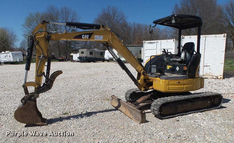 2007 Caterpillar 303.5C CR mini excavator - DE3600