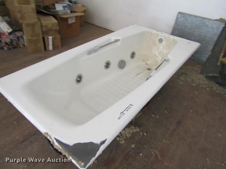 (4) bath tubs - BU9704
