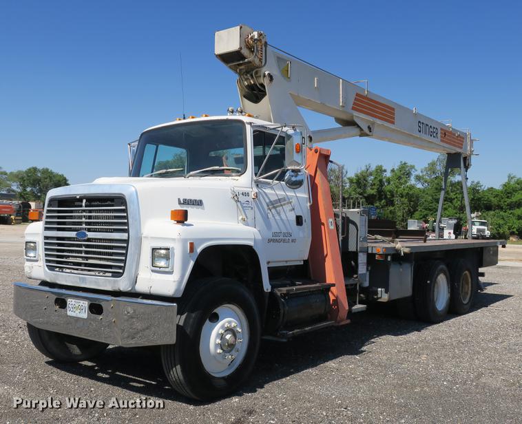 1992 Ford L9000 crane truck - DE3707