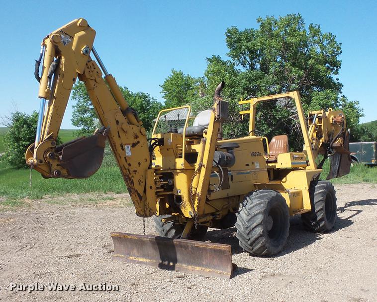 1999 Vermeer V8550A vibratory cable plow - DV9308