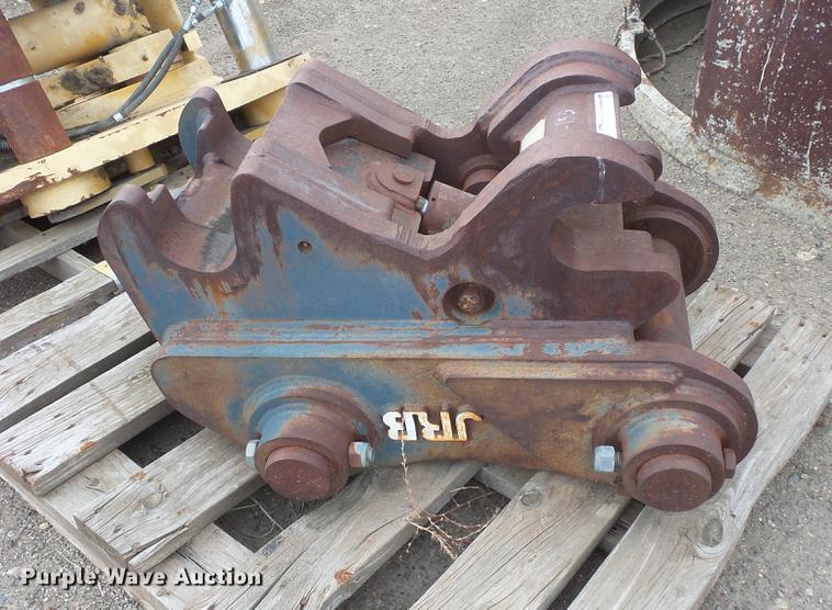 JRB excavator quick coupler - DV9315