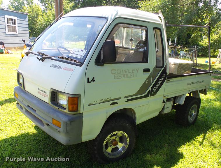 1991 Daihatsu HiJet mini truck - DE7188
