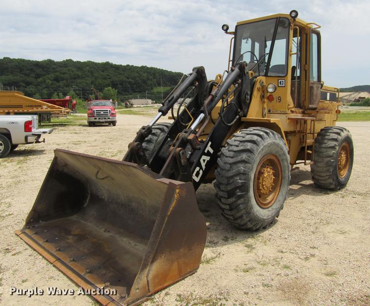 1989 Caterpillar IT28B wheel loader - DF3828