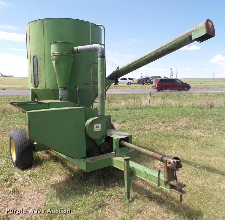 John Deere 400 tub grinder - EI9619