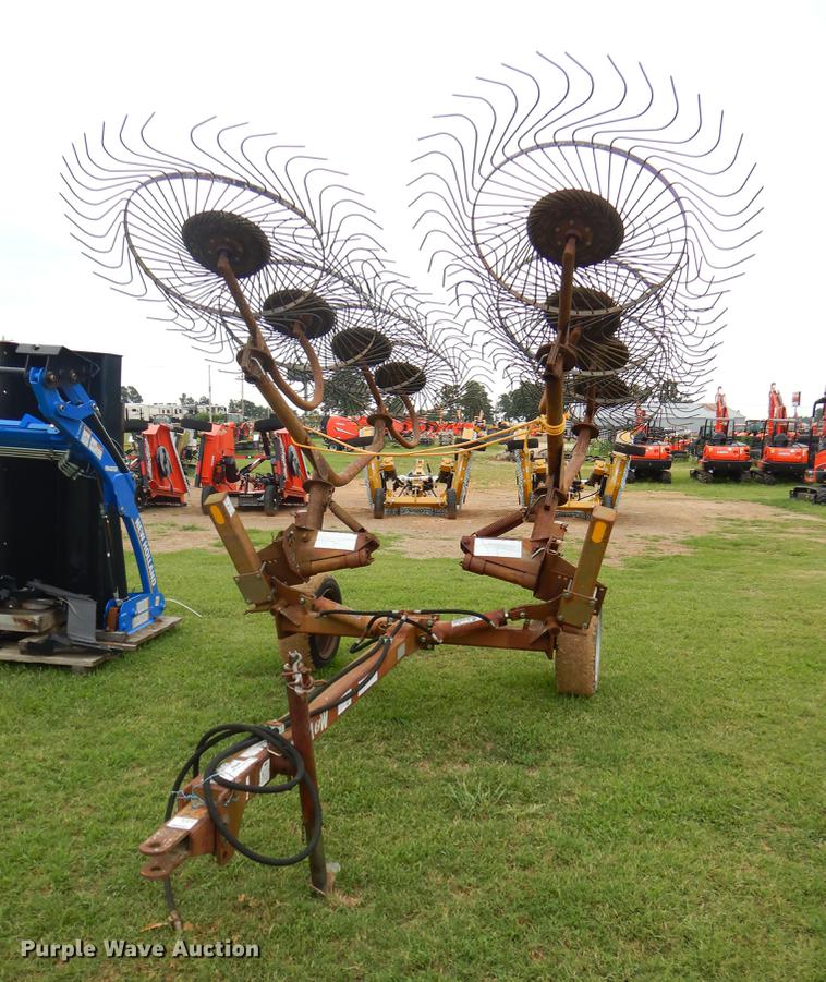 M&W hay rake - EK9691