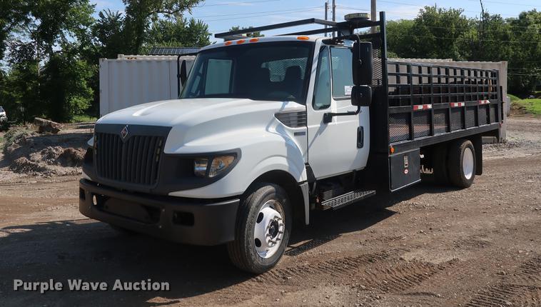 2012 International TerraStar flatbed truck - DF2331