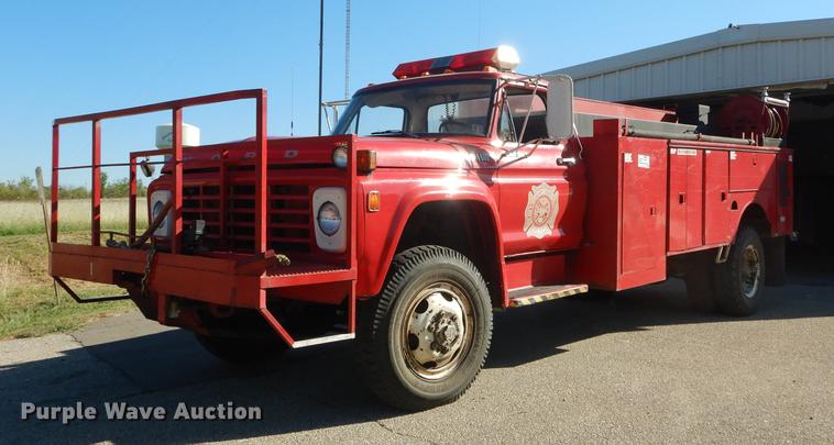 1979 Ford F600 fire truck - DF1755