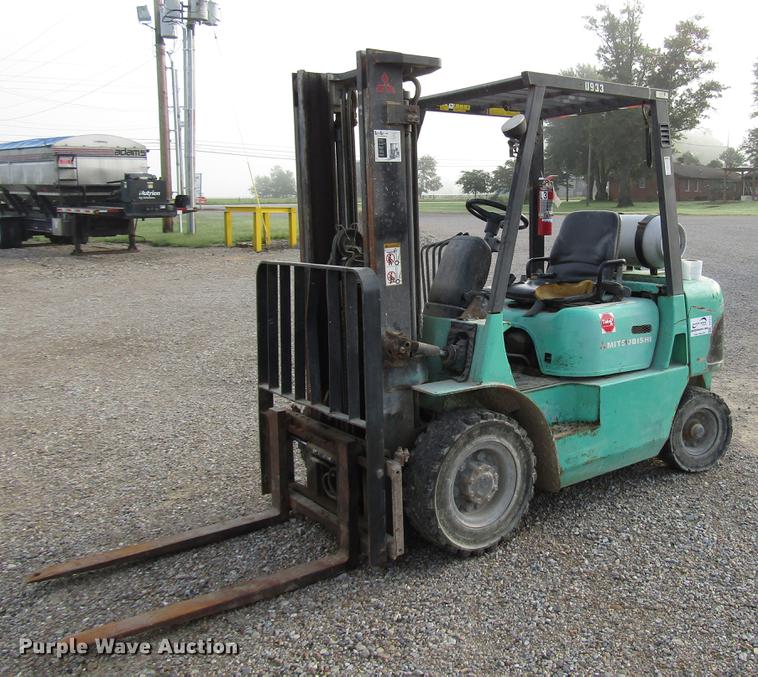 2001 Mitsubishi FG25K forklift - DD4314