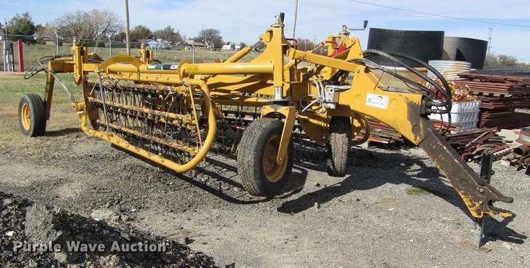 Vermeer R2300 hay rake - DB4769