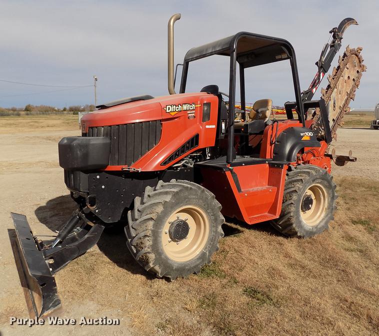 2014 Ditch Witch RT100 trencher - DY9113