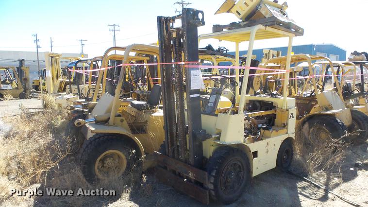 (4) salvage forklifts - FS9763