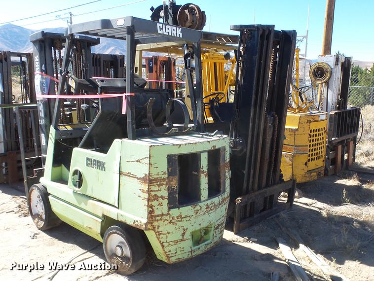 (4) salvage forklifts - FS9805