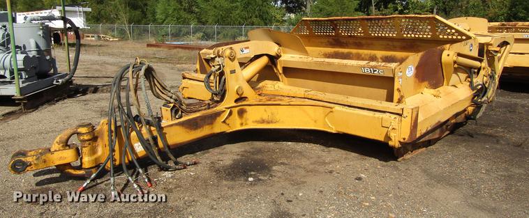 2005 John Deere 1812C scraper - DC0076