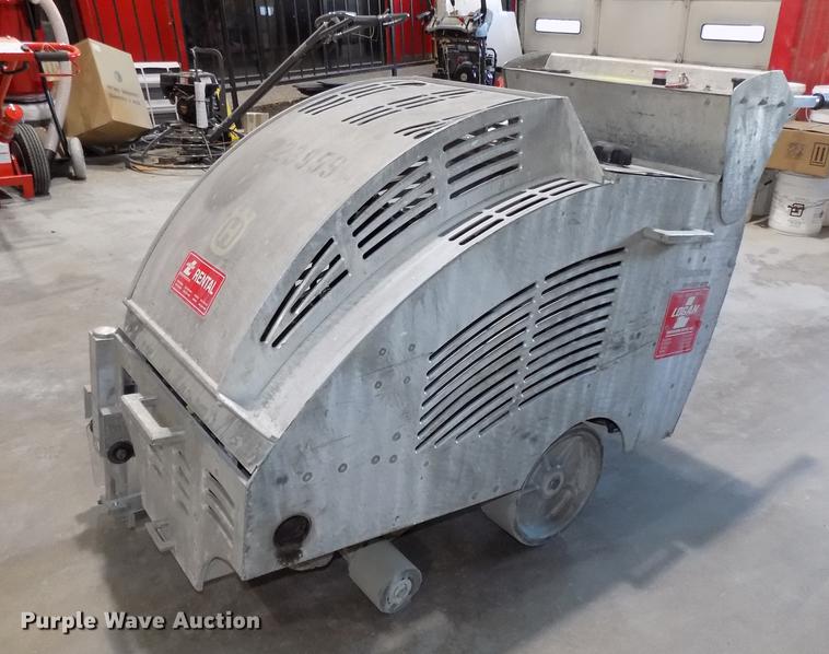 2013 Soff Cut X4200 concrete saw - DZ9611