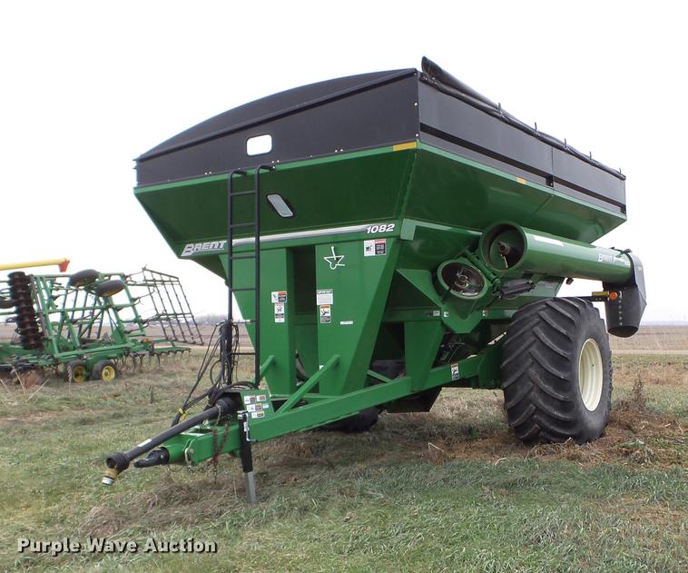 2015 Unverferth Brent 1082 grain cart - DX9733