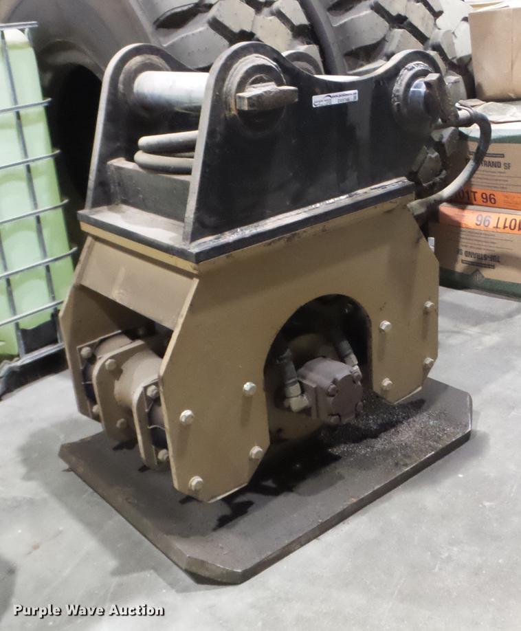 Plate compactor - DX9746