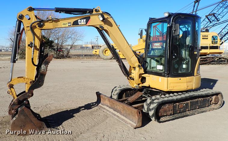 2008 Caterpillar 304C CR mini excavator - DG2899