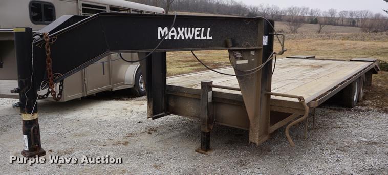 2005 Maxwell equipment trailer - DF7604
