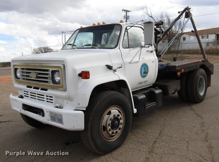 1987 Chevrolet Kodiak flatbed truck - DB6882