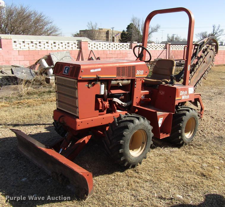 2002 Ditch Witch 3610 trencher - FO9261