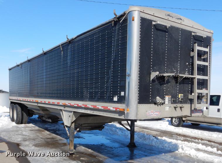 2000 Wilson Pace Setter double hopper bottom grain trailer - DE6025
