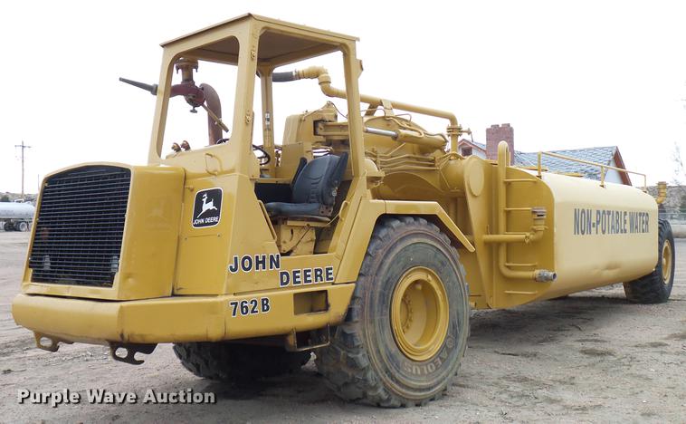 1989 John Deere 762B water wagon - DD6018