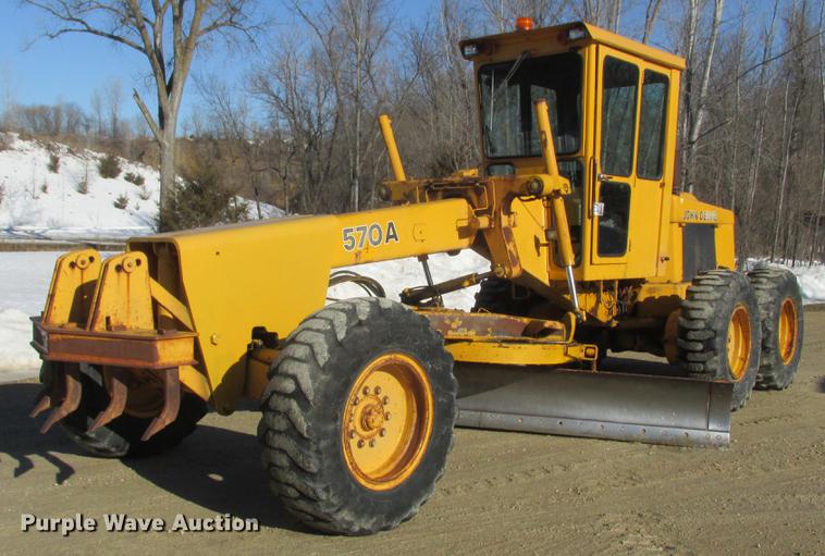 1984 John Deere 570A motor grader - DA8315