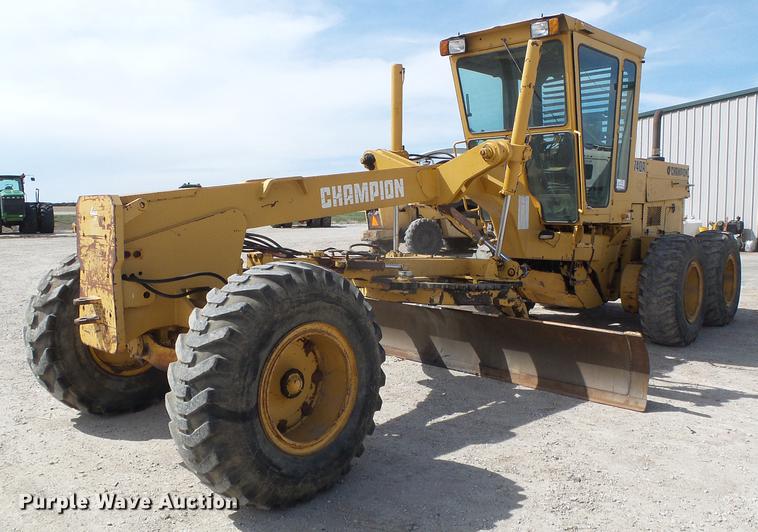 1988 Champion 740A motor grader - DC5244