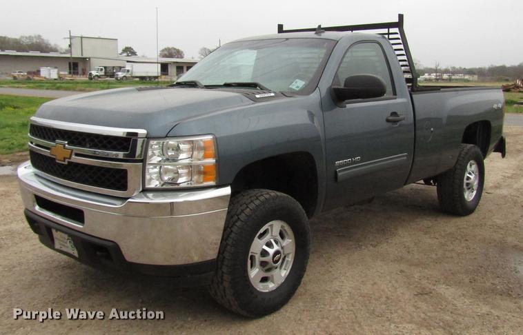 2012 Chevrolet Silverado 2500HD pickup truck - DB6862