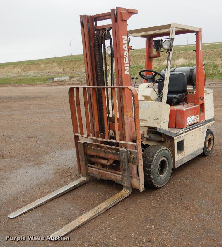 Nissan APH02A25V forklift - DA3613