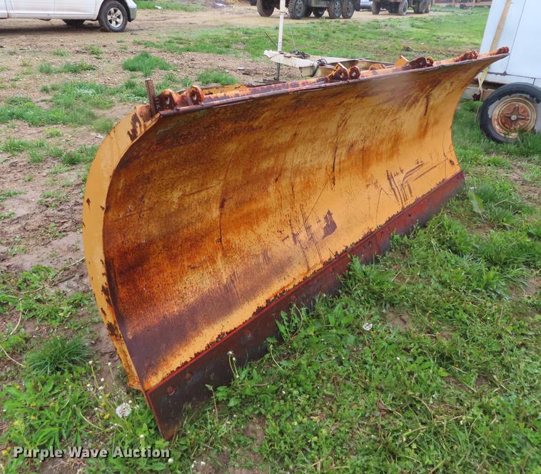 Henke snow plow - DE3484