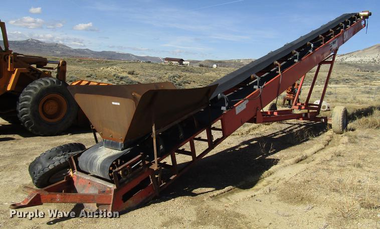 Finlay 524 stacking conveyor - FJ9675