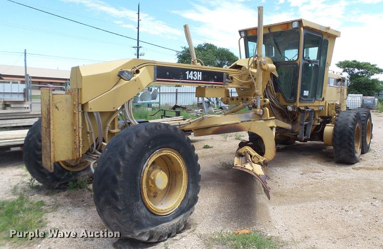 1996 Caterpillar 143H motor grader - DE1380