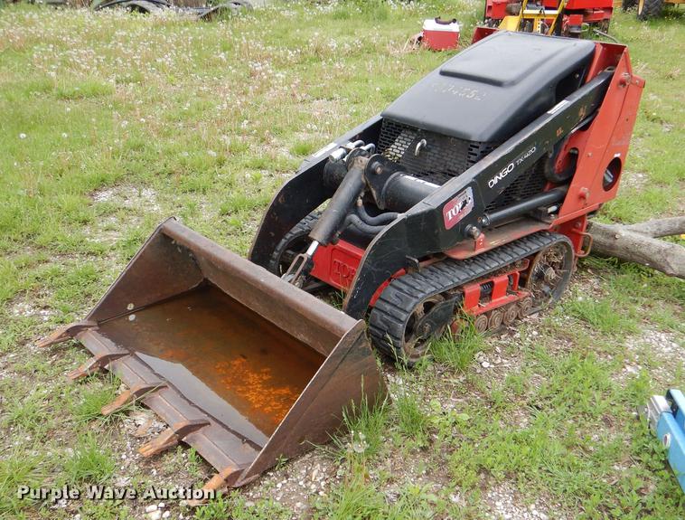 Toro Dingo TX420 compact utility loader - FK9137