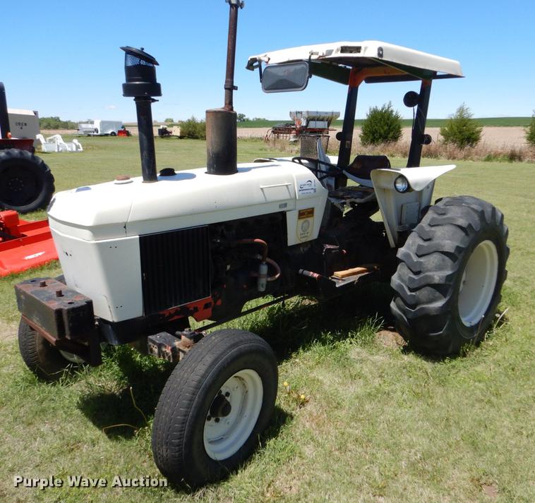 1982 John Deere 2640 tractor - DE1266