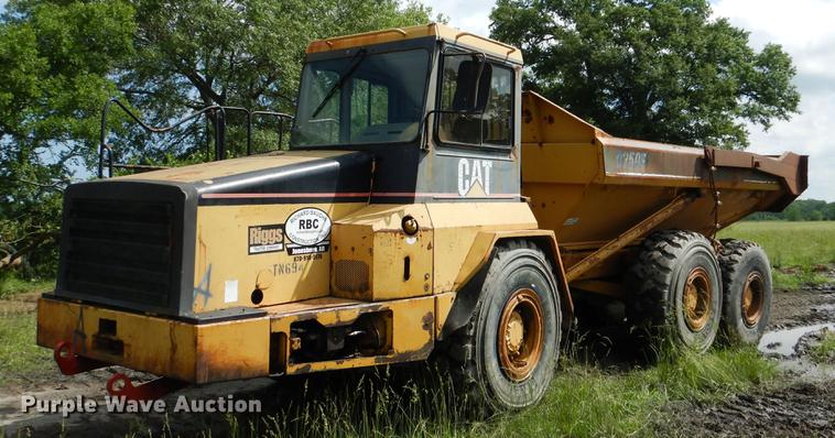 Caterpillar D250E articulated haul truck - DE3984