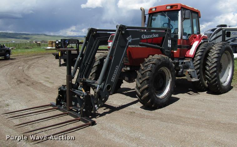 1989 Case IH 7120 MFWD tractor - DG1214
