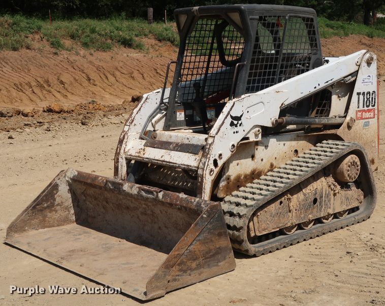 2012 Bobcat T180 skid steer - DG3495