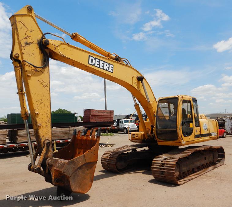 1999 John Deere 200LC excavator - FT9623