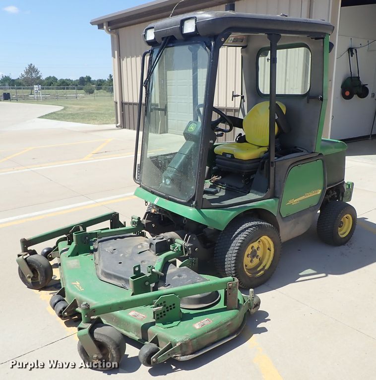John Deere 1445 lawn mower - FE9809
