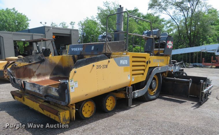 2011 Volvo PF-6170 paver - EV9659