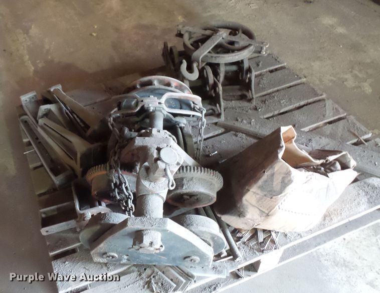 Wright chain hoist trolley - FM9505