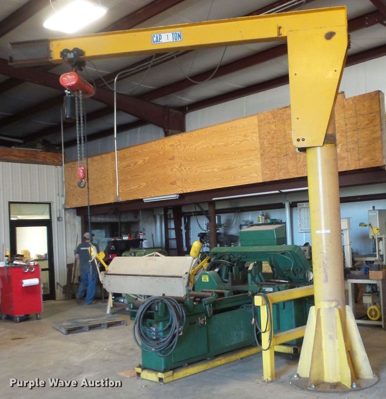 Pivot hoist - FM9594