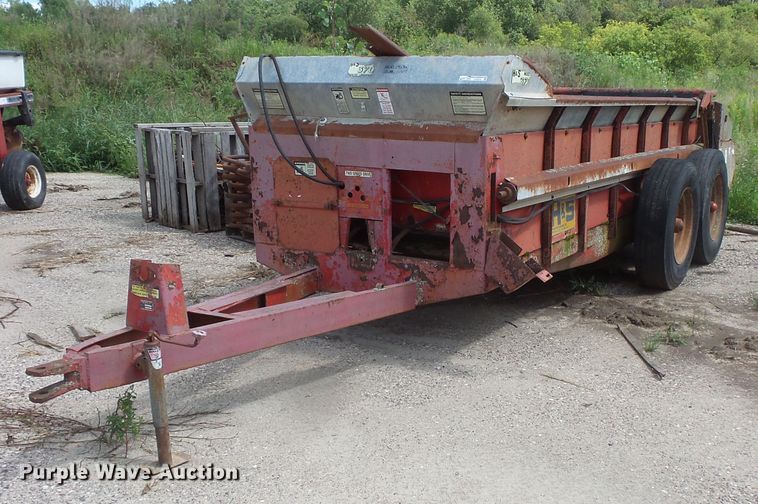 H&S 370 manure spreader - FU9374