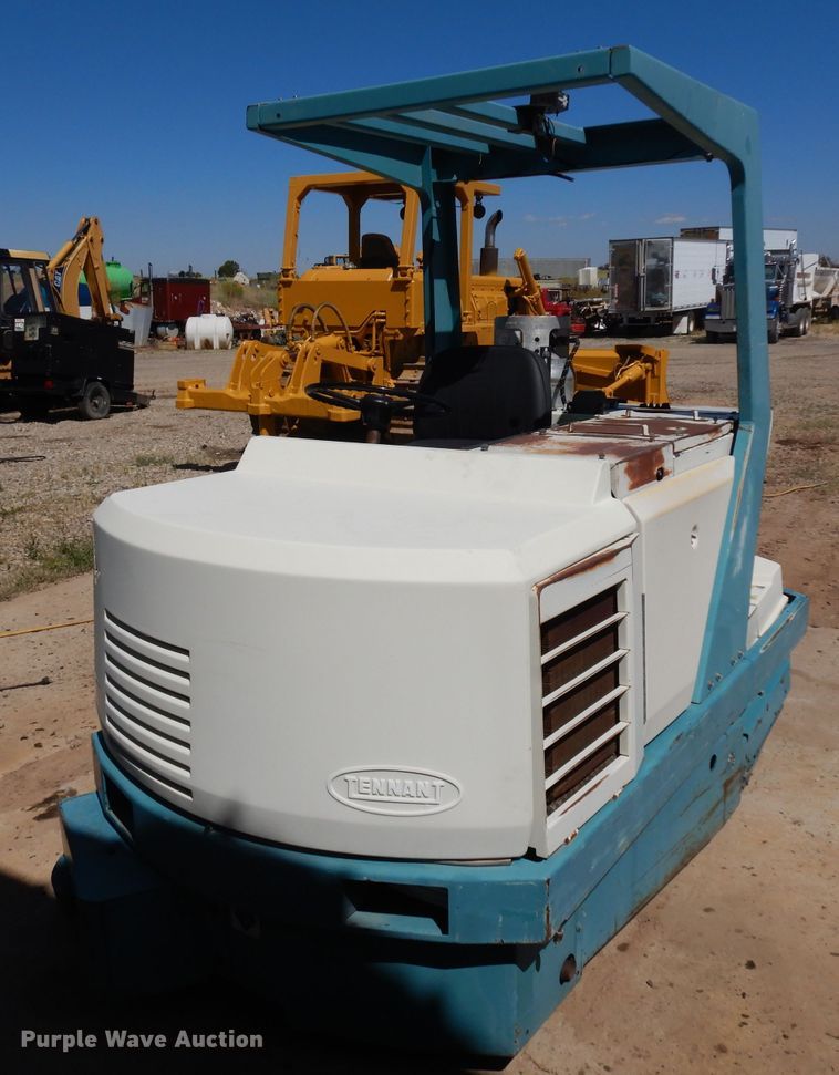 Tennant sweeper - GG9086