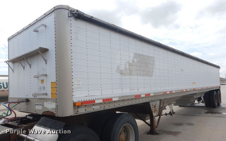 1988 Wilson DWH-200 double hopper bottom grain trailer - FA9304