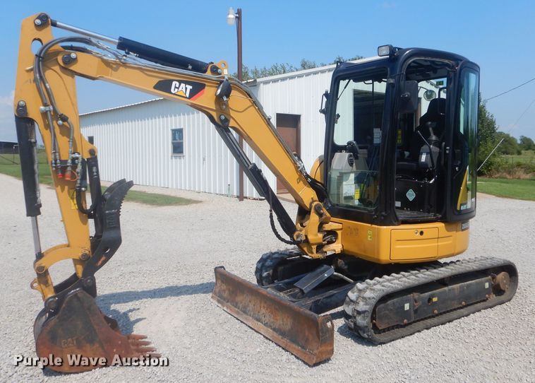 2014 Caterpillar 303.5E mini excavator - FC9915