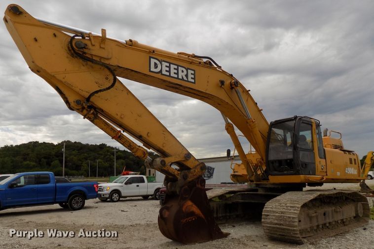 2003 John Deere 450C LC excavator - DG2435