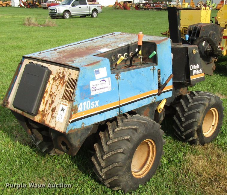 2001 Ditch Witch 410SX cable plow - DG8128